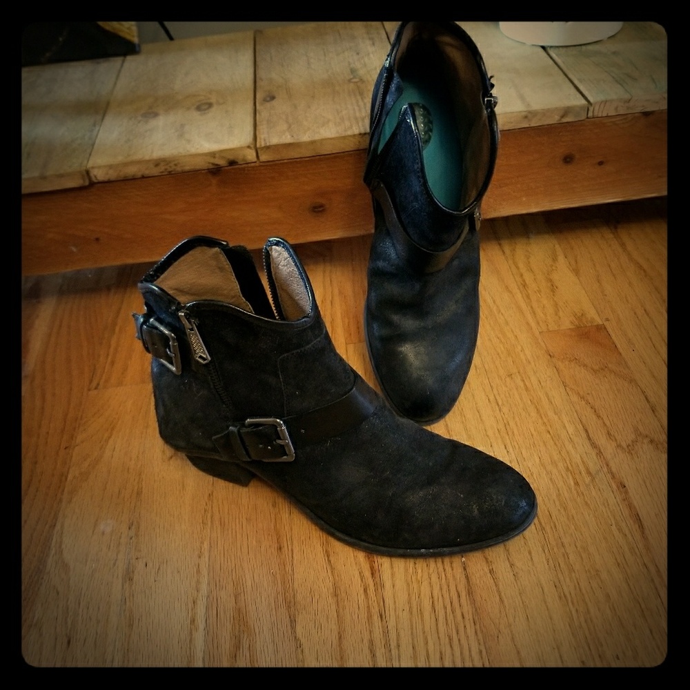 Donald J. Pliner black suede boots